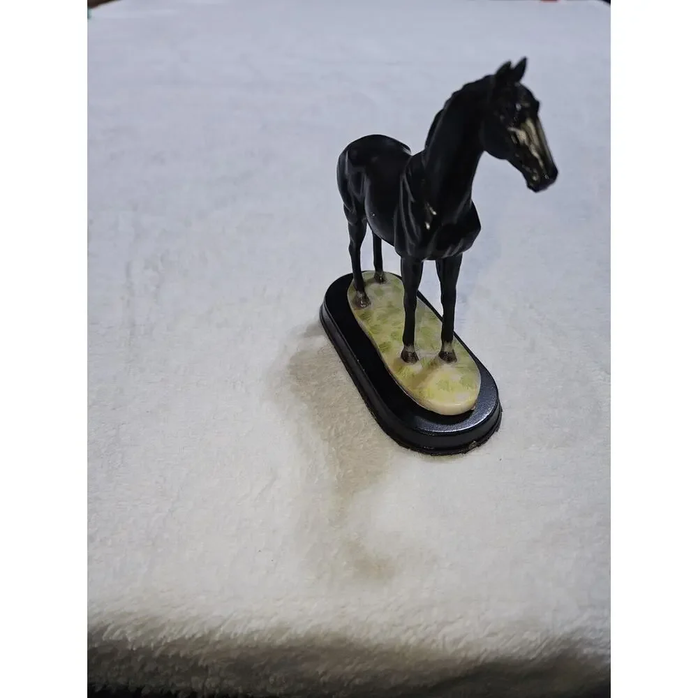 Black Horse Figurine Statue 4" Home Décor Collectible Decoration Sculpture Gift - Picture 2 of 5